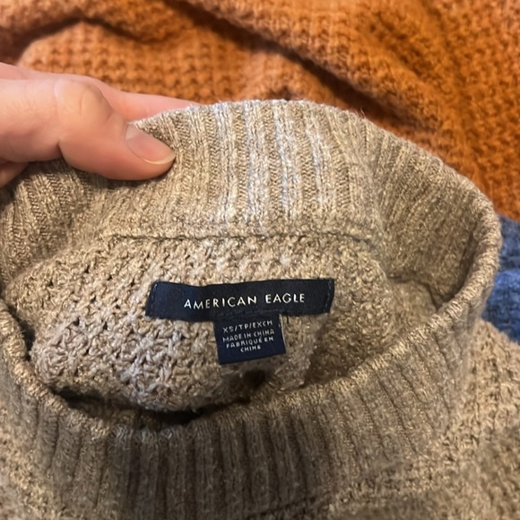 American Eagle Oversized Waffle Knit Sweater - Picture 2 of 2